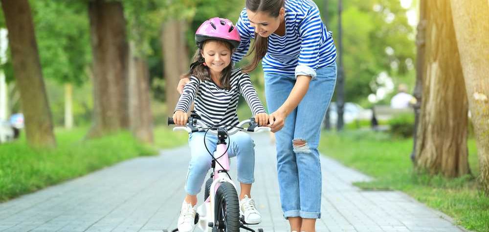 Jak naučit dítě šlapat na kole