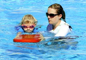 Správné plavecké pomůcky pro děti