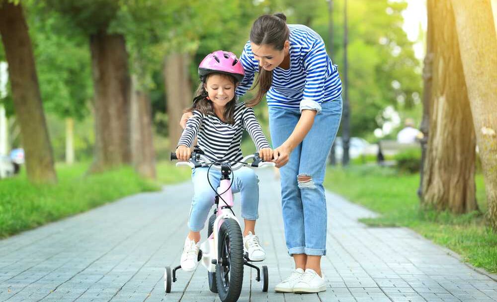 Jak naučit dítě šlapat na kole