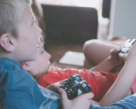 Účinky videoher na děti